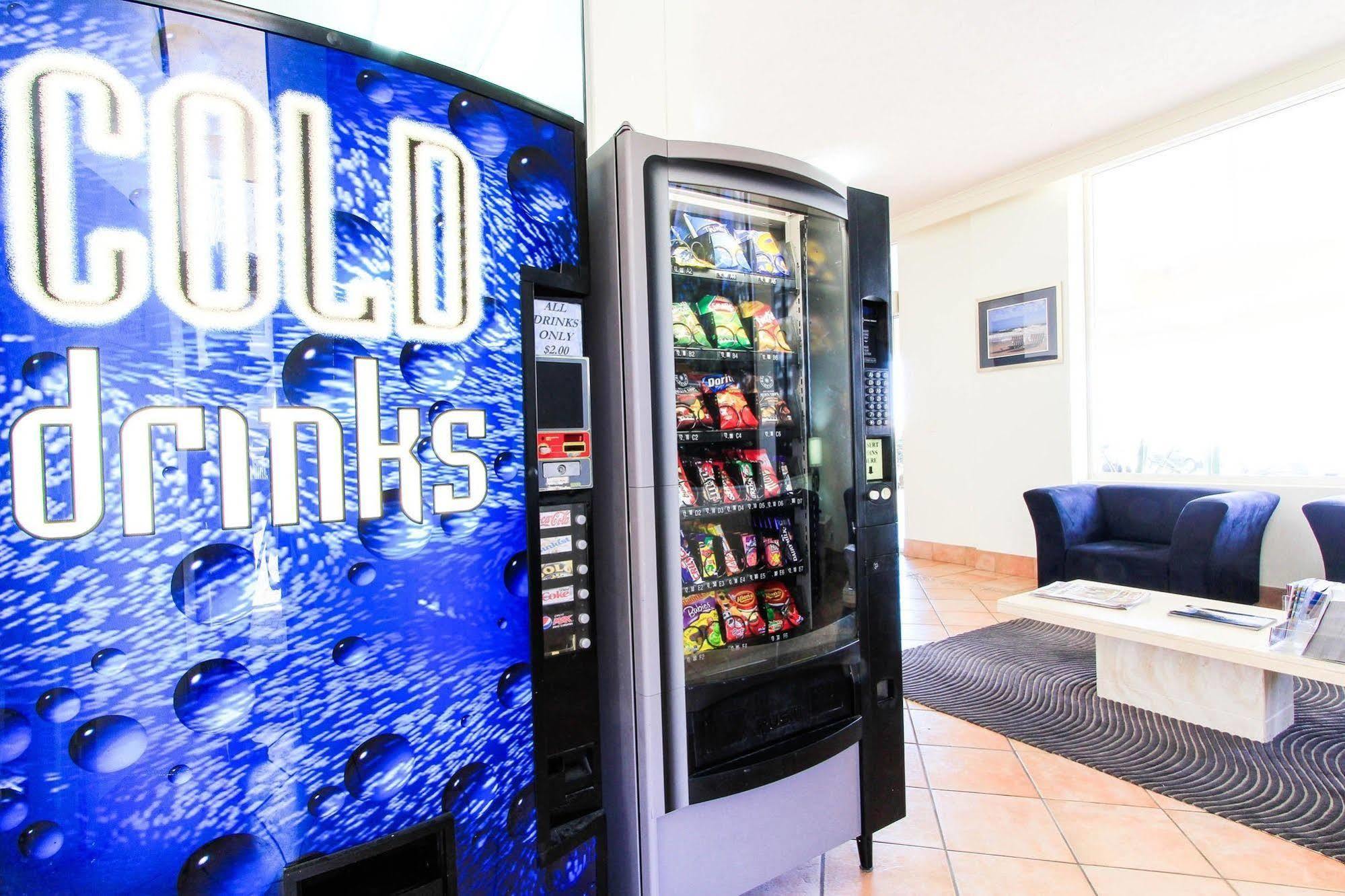 Seacrest Beachfront Surfers Paradise